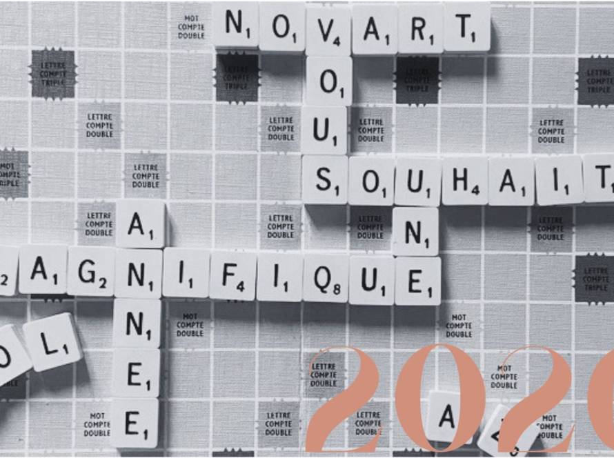 illustration représentant Novart vous souhaite une magnifique année en Scrabble